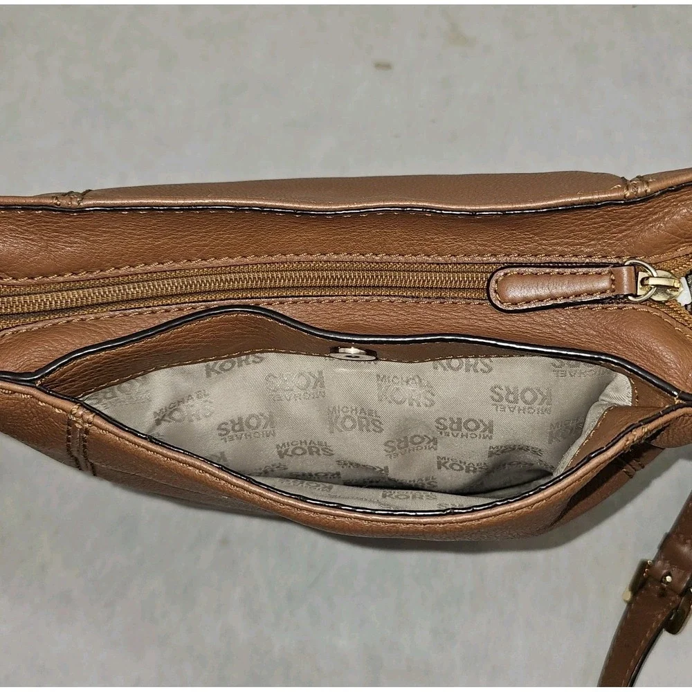 Michael Kors Fulton Crossbody Bag Pebbled Leather Luggage Tan Gold Hardware